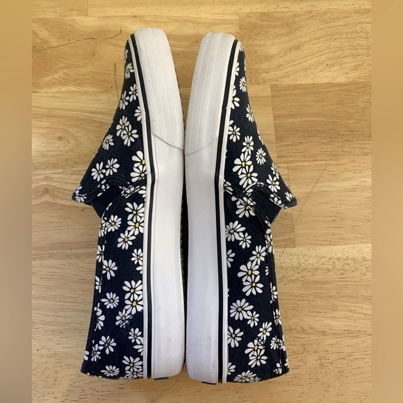 Keds flowered slip on shoes with dream foam soles - Picture 3 of 6
